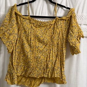 American Eagle Outfitters Yellow Floral Blouse